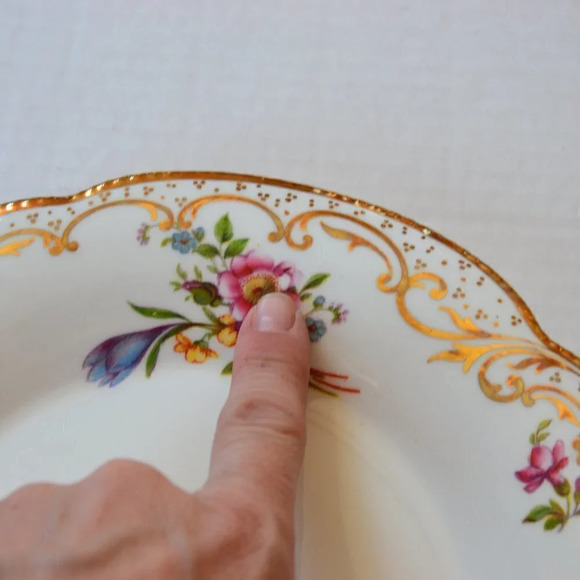 Vintage  Hand Painted Floral Porcelain Dish - Picture 8 of 8